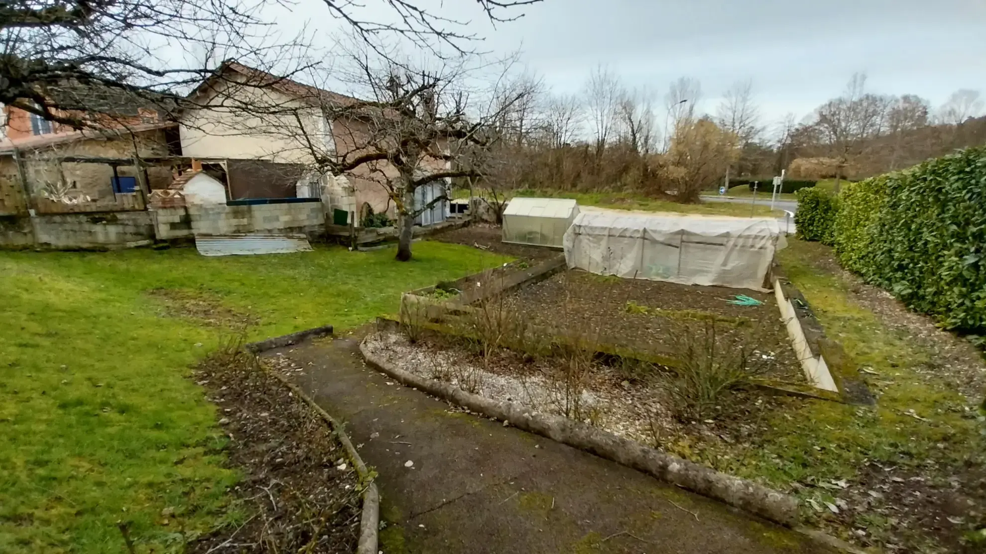 Maison à vendre à Chancelade de 104 m² avec 3 chambres et garage 