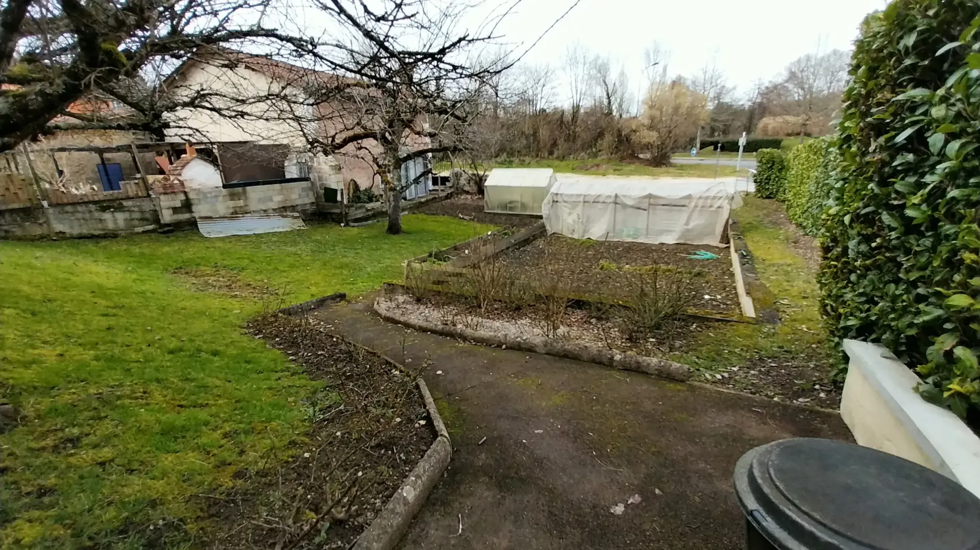 Maison à vendre à Chancelade de 104 m² avec 3 chambres et garage 