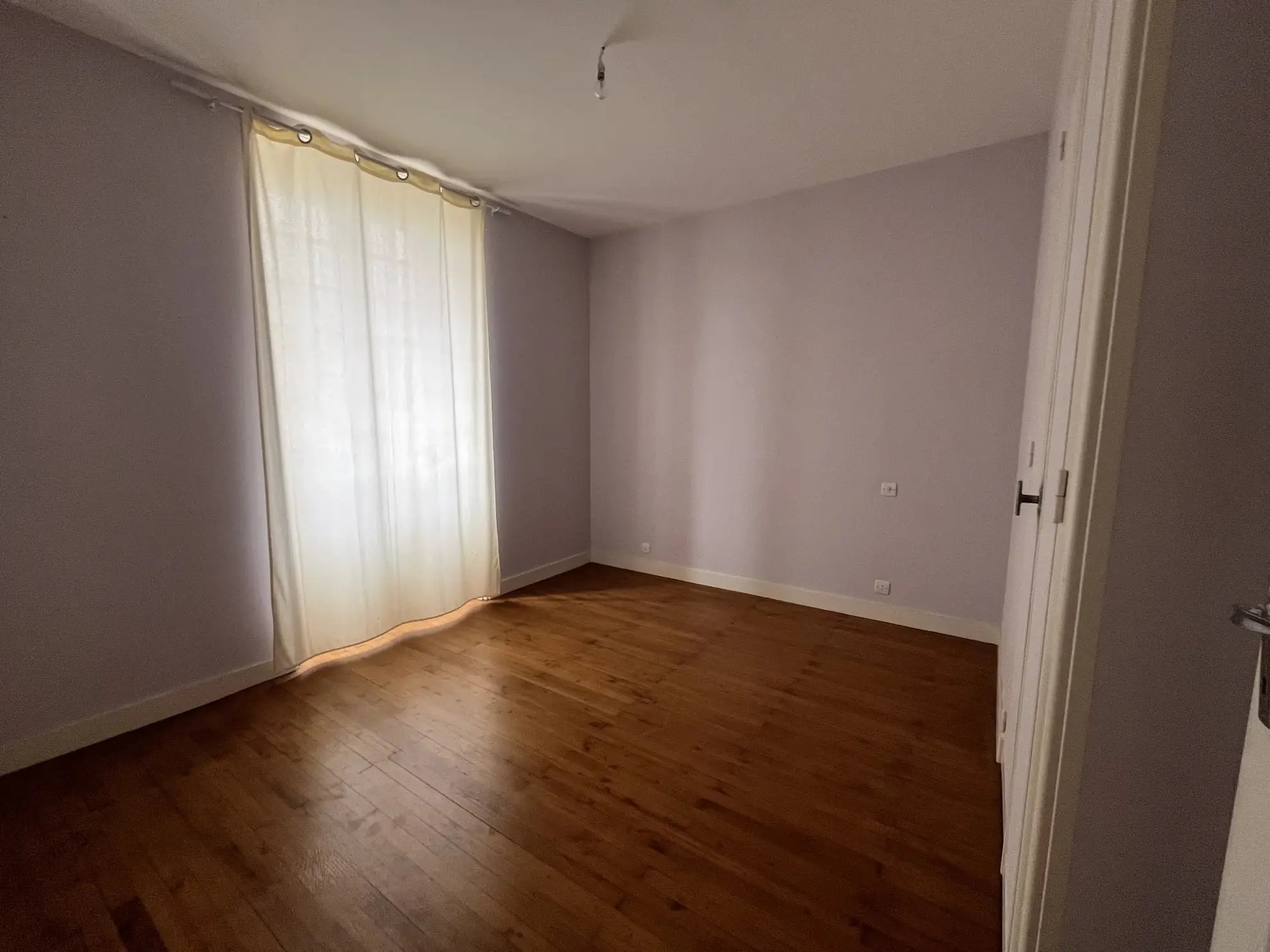 Maison à Magne avec 3 chambres, garage et jardin – Centre-bourg 