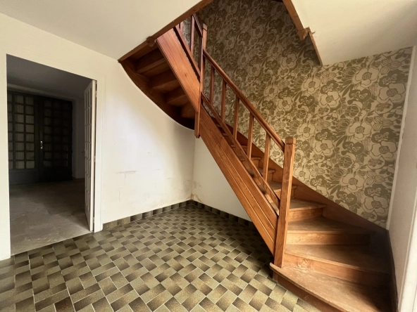 Maison à Magne avec 3 chambres, garage et jardin – Centre-bourg 