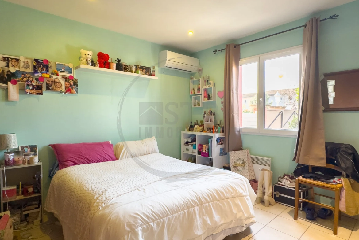 Villa de 100 m² avec piscine et terrasse à Ancone 