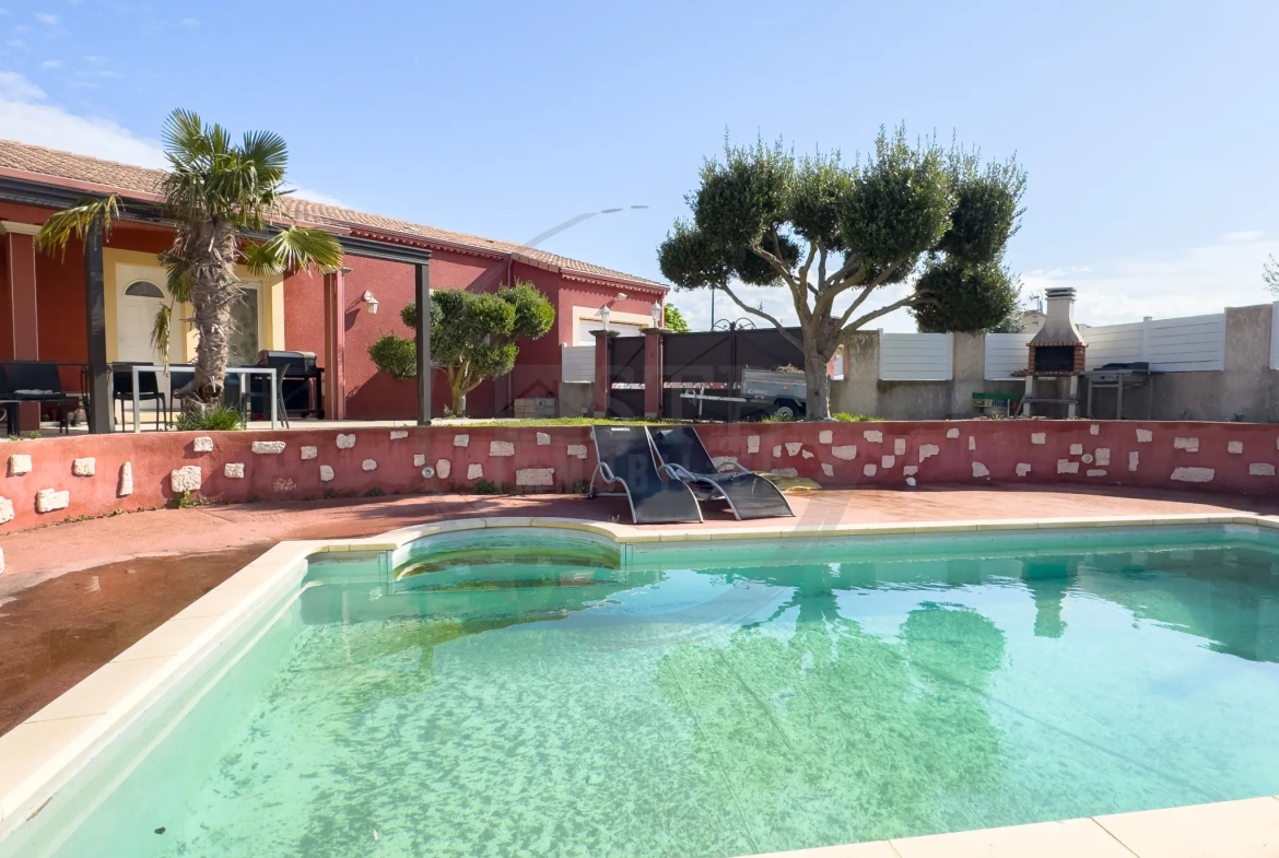 Villa de 100 m² avec piscine et terrasse à Ancone 