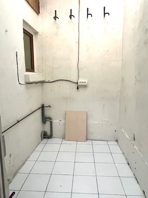 Maison à vendre de 105 m² avec 4 chambres à Tourcoing, proche du centre et des écoles 