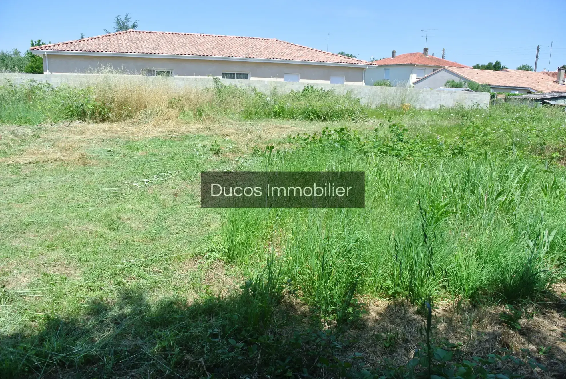 Terrain constructible de 1268 m² à Marmande – Quartier calme et commodités proches 