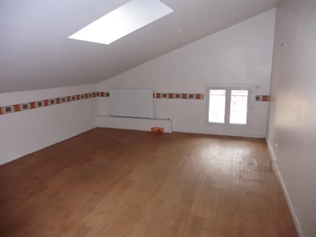 Maison de ville 3 pièces avec jardin et garage à Villeneuve-sur-Lot 