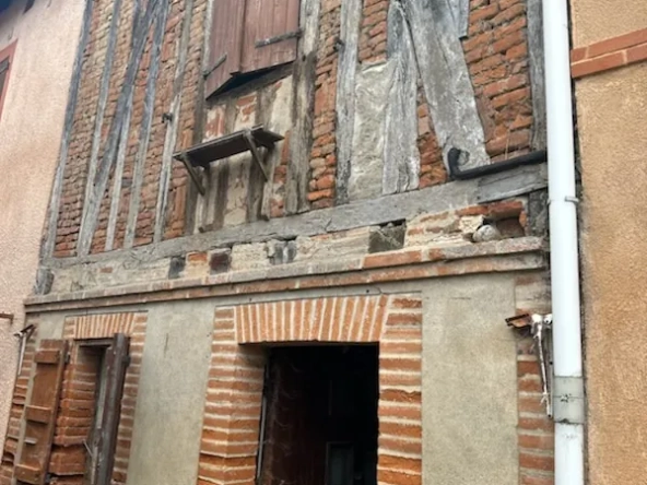 Maison de village à Caujac de 110 m² à rénover avec potentiel d'investissement