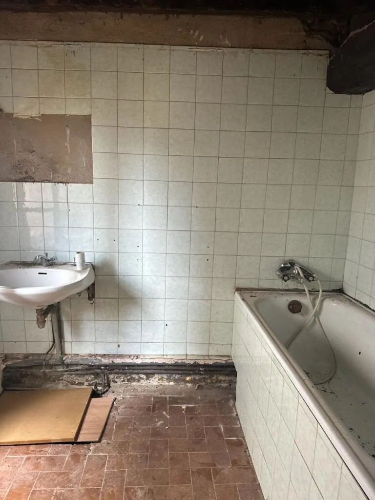 Maison de village à Caujac de 110 m² à rénover avec potentiel d'investissement 