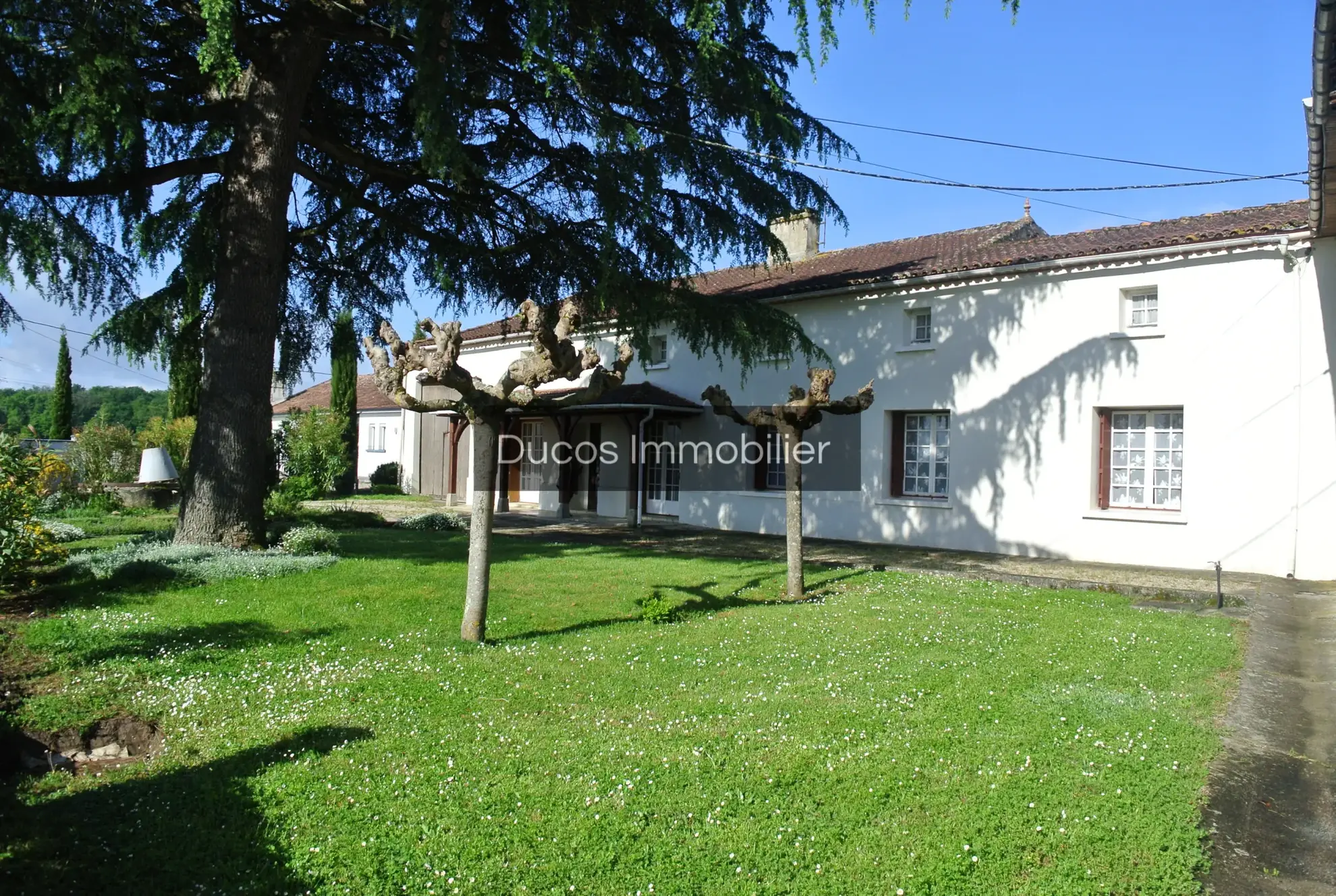 A vendre ensemble immobilier avec 2 maisons et 6 chambres près de Marmande 