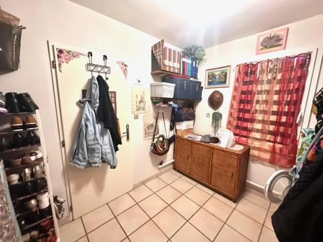 Vente de nue-propriété d'une maison spacieuse à Louey, secteur recherché 