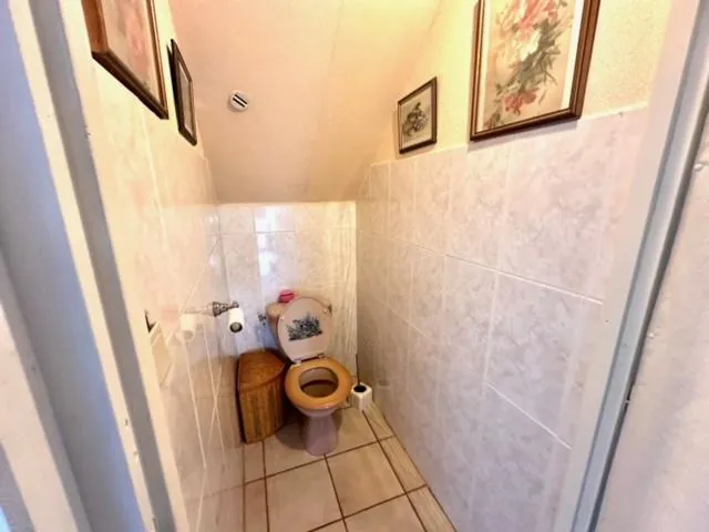 Vente de nue-propriété d'une maison spacieuse à Louey, secteur recherché 