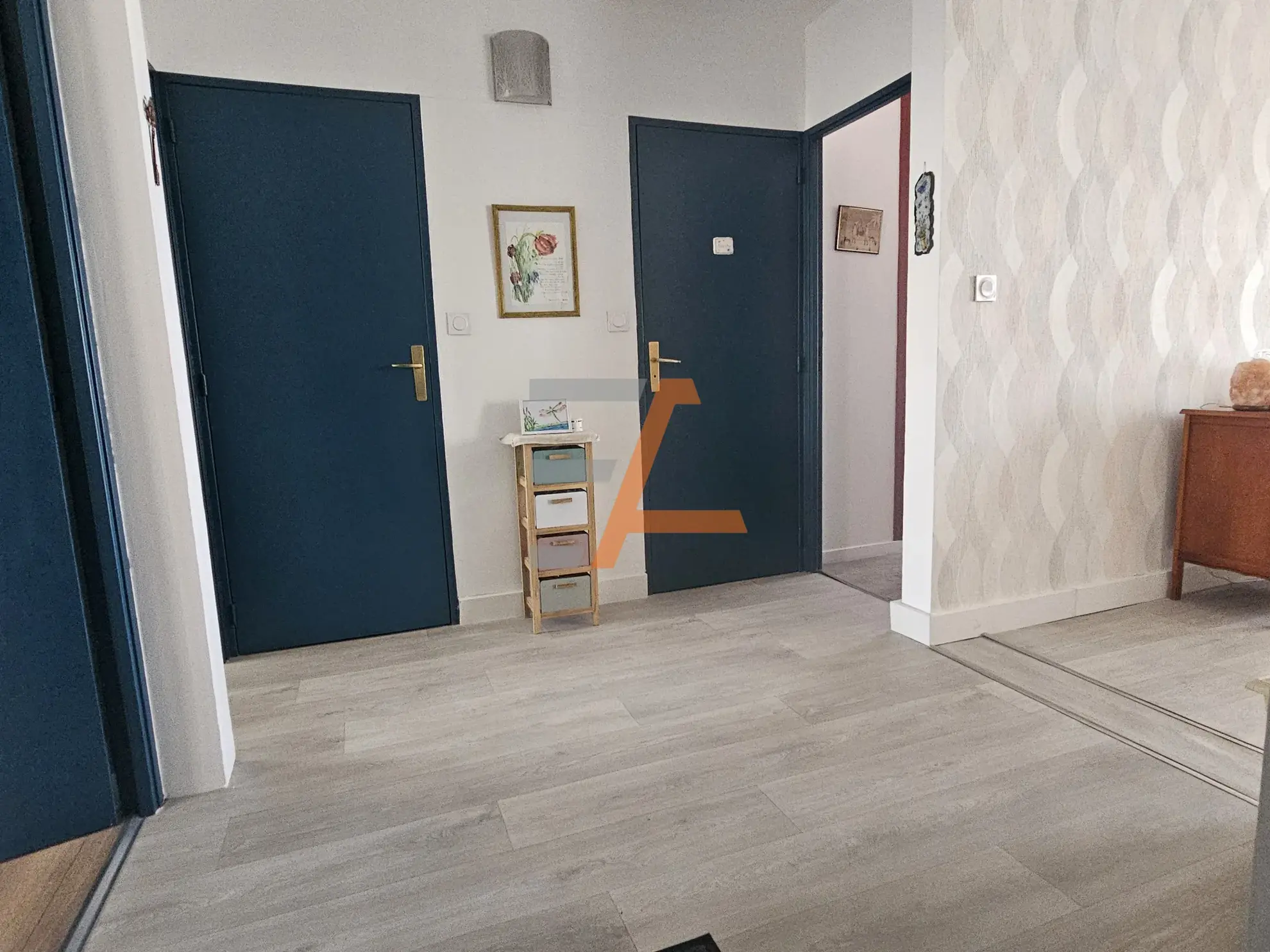 Appartement traversant de 77 m² avec balcon et vue dominante à Saint Etienne 