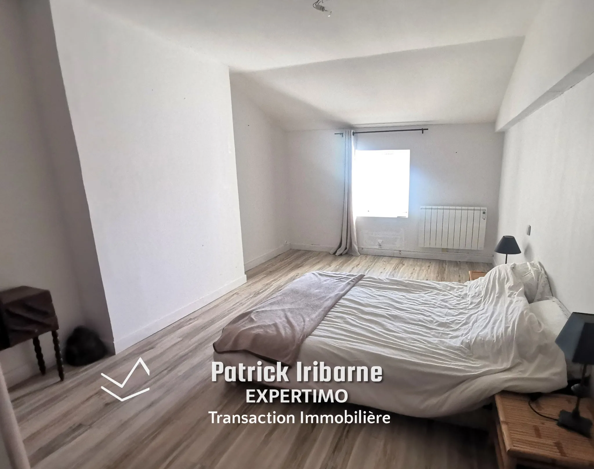 Charmante maison Saintongeaise avec dépendances à Saintes – 170 m², jardin, chai, garage, prix 282 000 € 