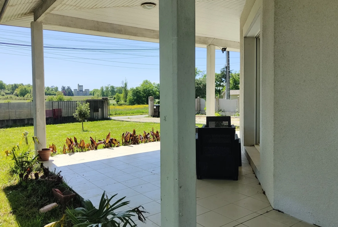 Maison 4 chambres avec terrasse et garage à Mazères proche de Langon 