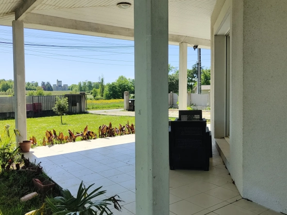 Maison 4 chambres avec garage et terrasse à Mazères proche Langon