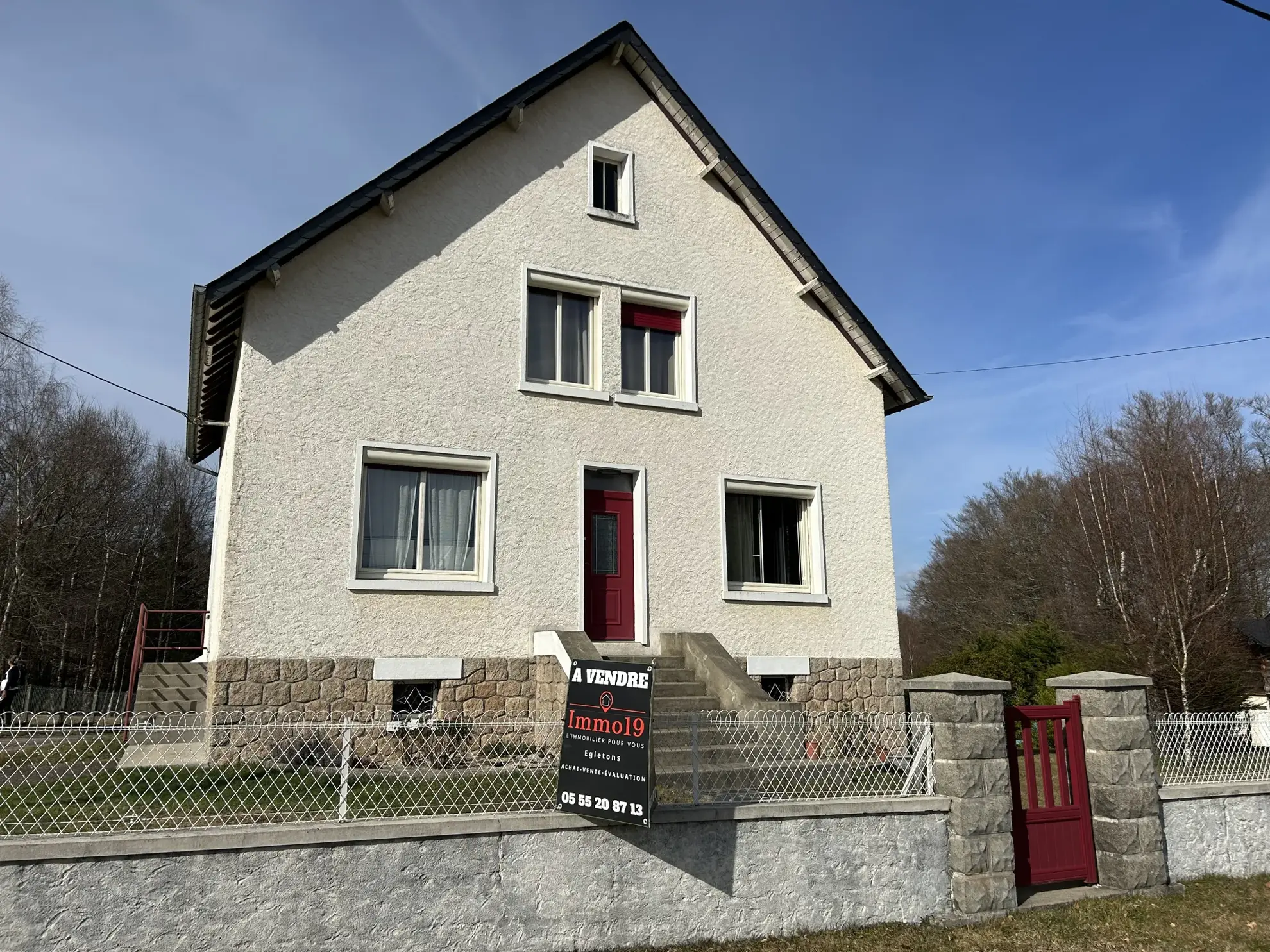 Belle maison à Montaignac Sur Doustre en Corrèze avec terrain de 6020 m² 