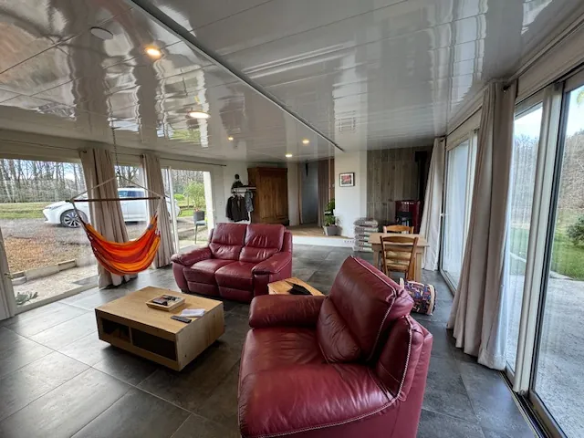 Belle maison à Montaignac Sur Doustre en Corrèze avec terrain de 6020 m² 