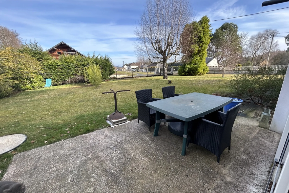 Belle maison à Montaignac Sur Doustre en Corrèze avec terrain de 6020 m² 
