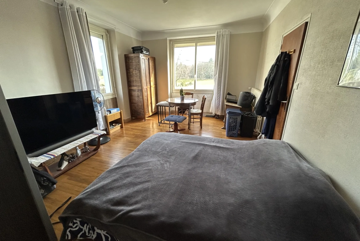Belle maison à Montaignac Sur Doustre en Corrèze avec terrain de 6020 m² 