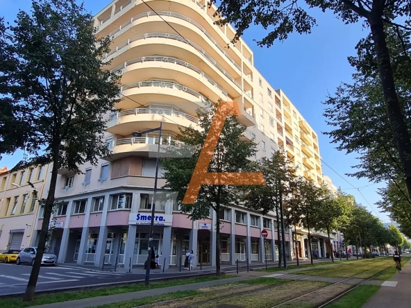 Appartement F3 à Villeboeuf avec garage et cave – Proche commodités et transports