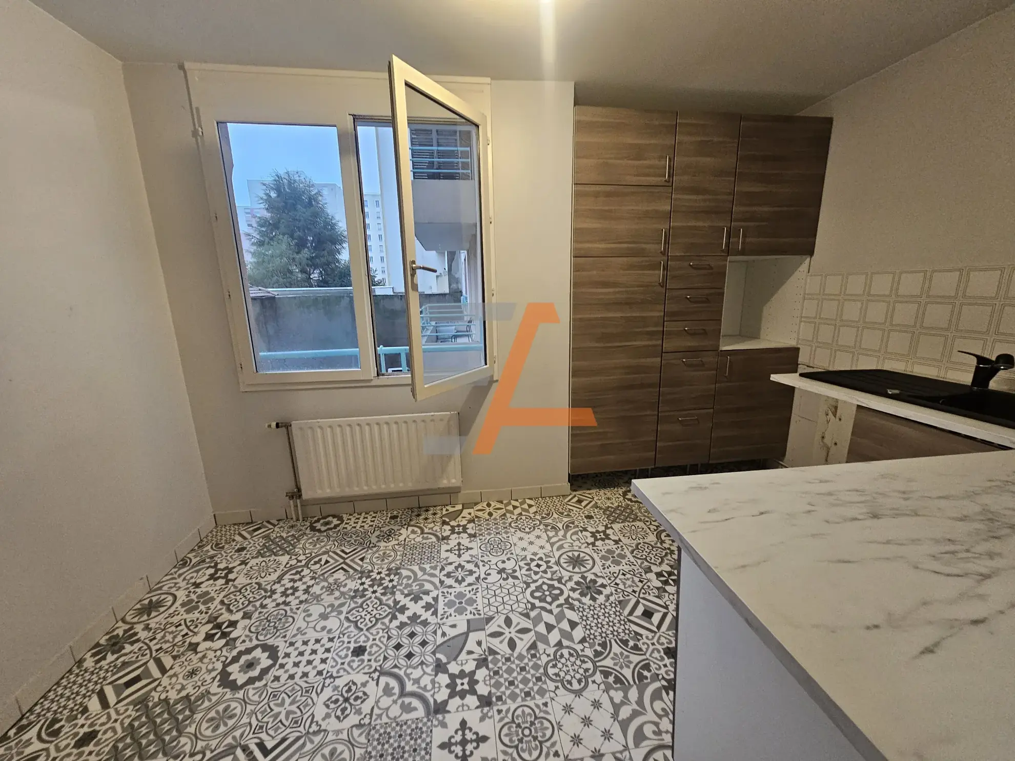 Appartement F3 à Villeboeuf avec garage et cave – Proche commodités et transports 