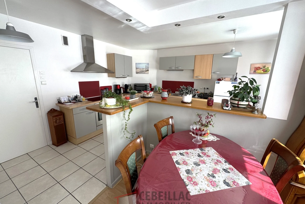 Appartement T3 en centre-ville de Chamalières avec garage et cave 