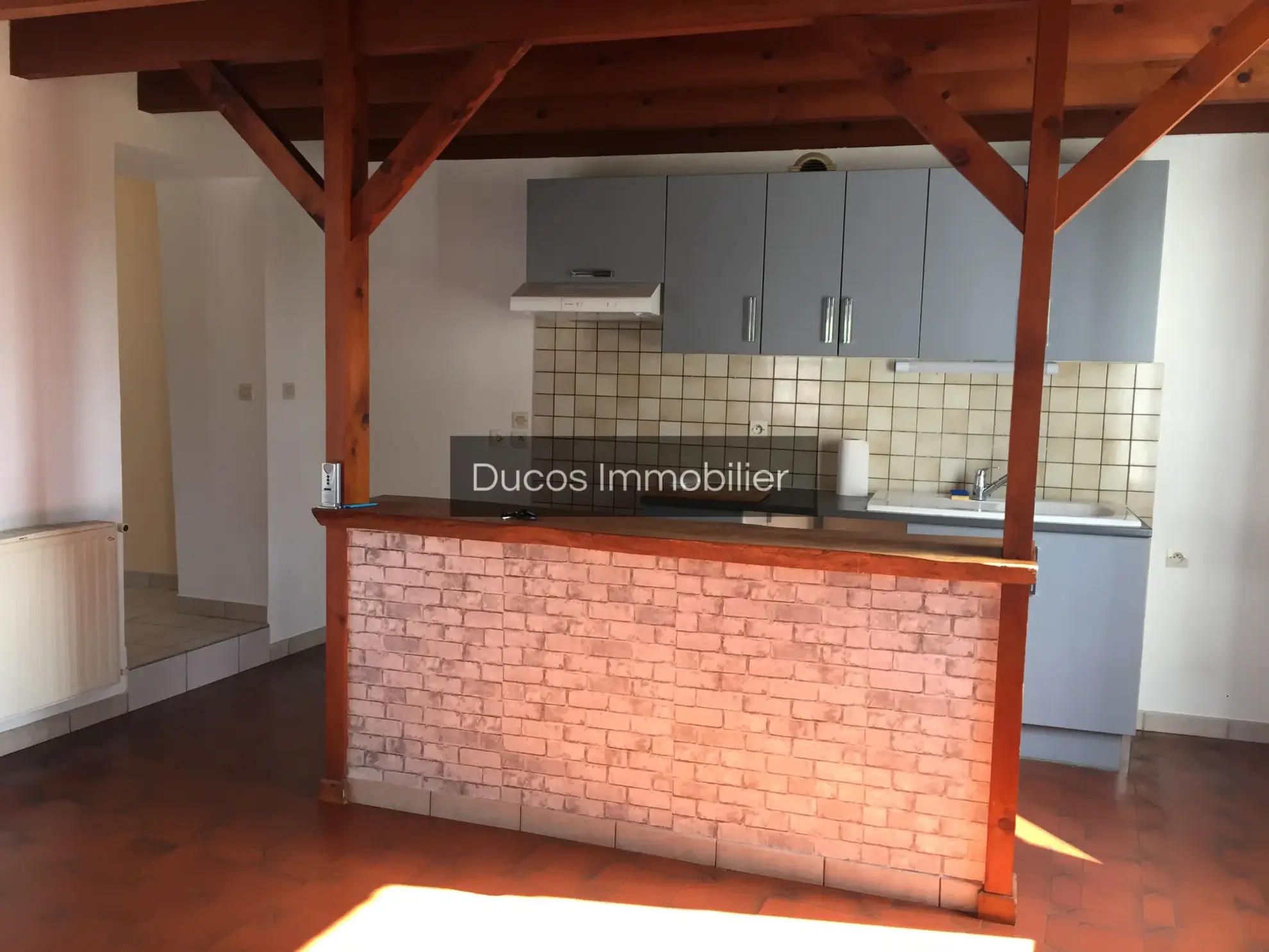 Belle maison en pierre à Gaujac proche de Marmande avec potentiel de rénovation 