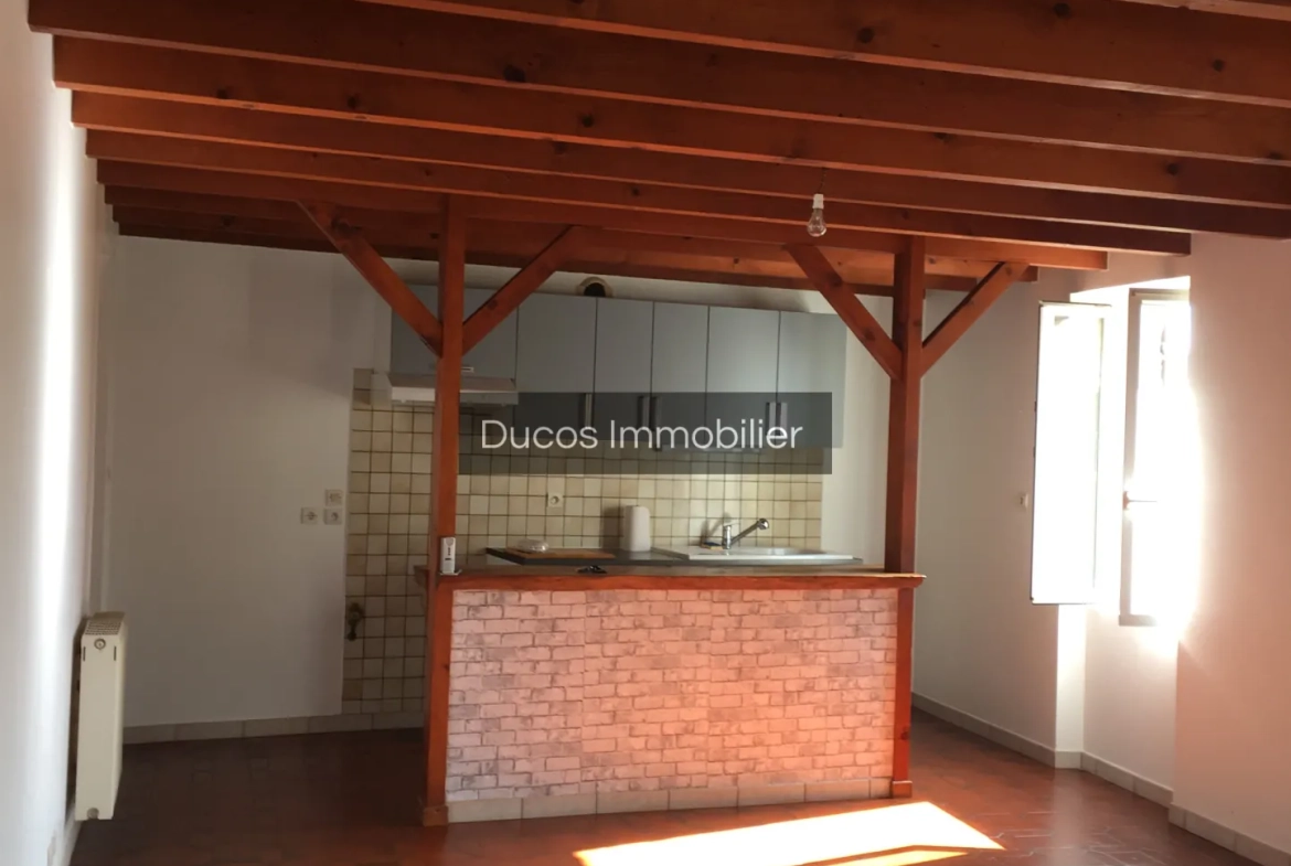 Belle maison en pierre à Gaujac proche de Marmande avec potentiel de rénovation 