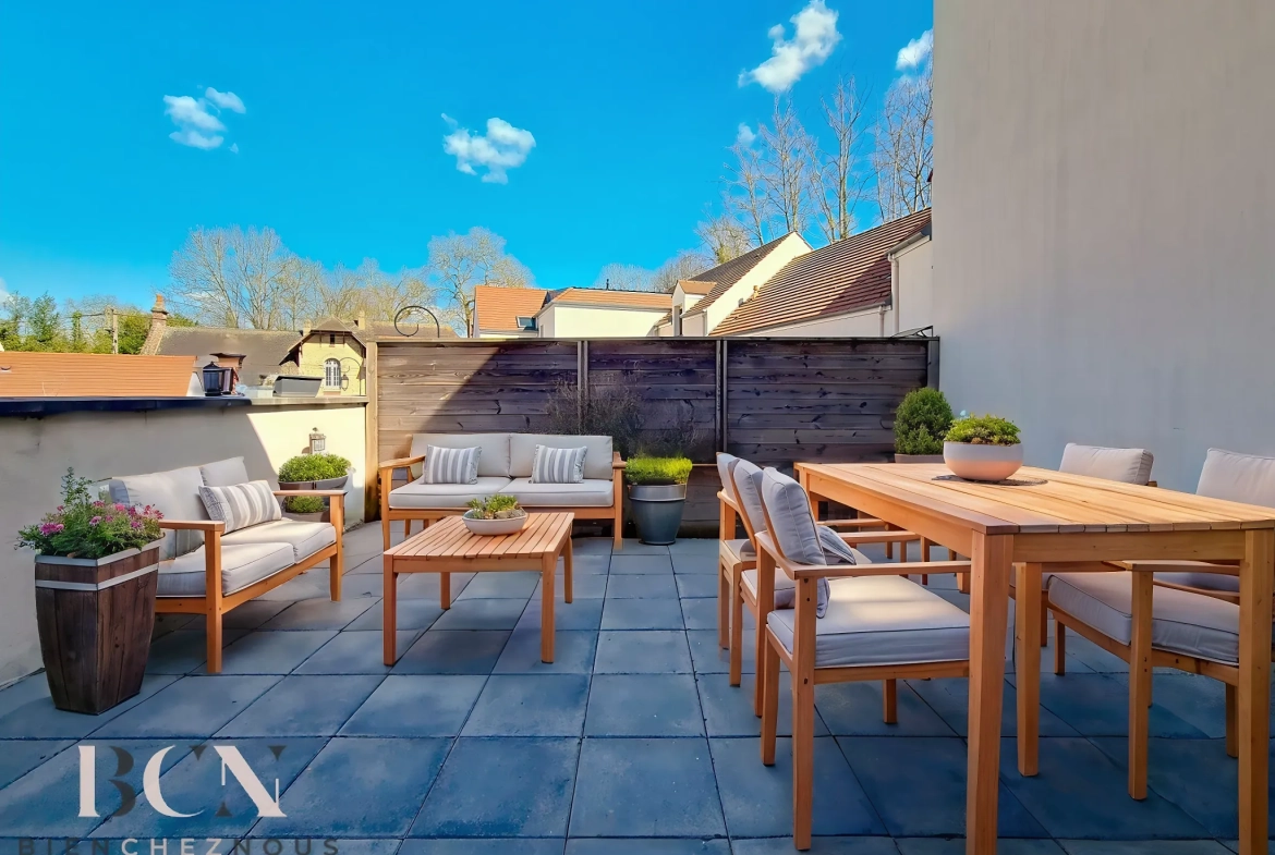 Appartement T3 avec terrasse et balcon à Maffliers – 63m², 2016 