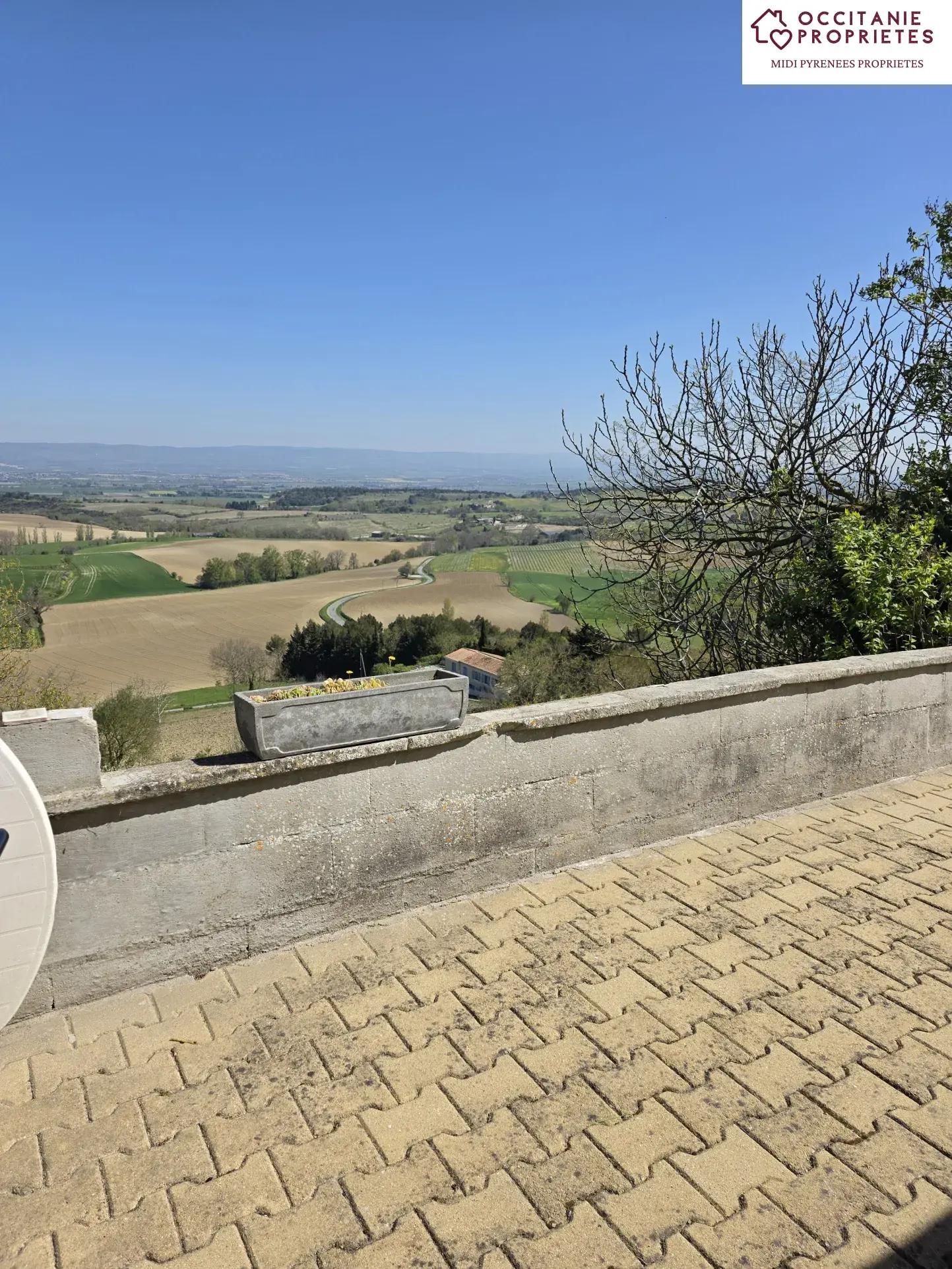 Maison de village à Laurac (11) avec terrasse, jardin et vue exceptionnelle 