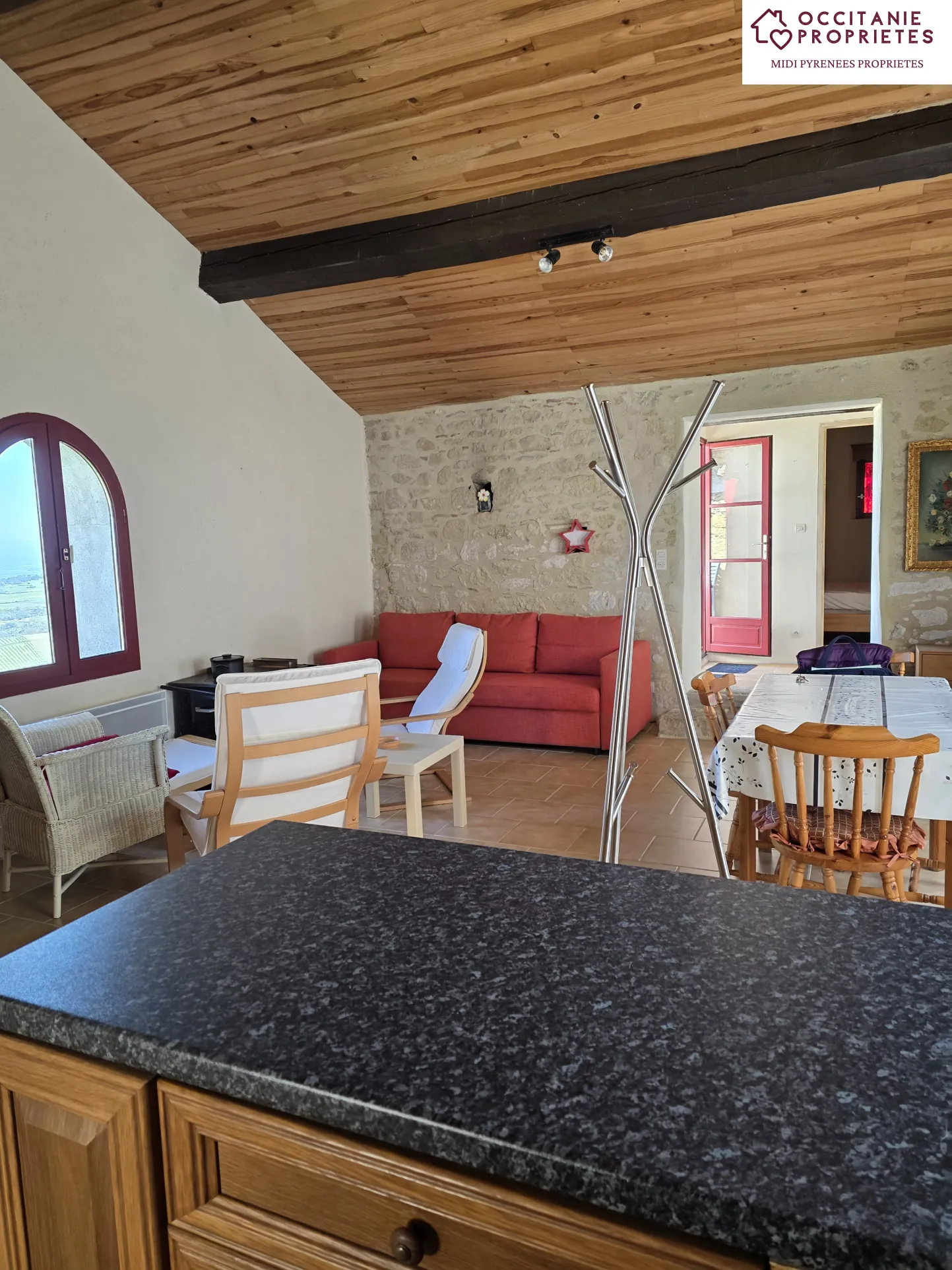 Maison de village à Laurac (11) avec terrasse, jardin et vue exceptionnelle 