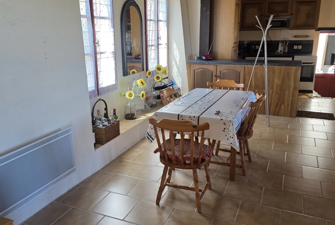 Maison de village à Laurac (11) avec terrasse, jardin et vue exceptionnelle 
