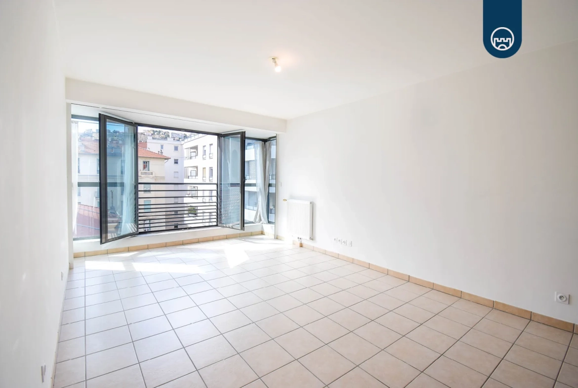 Studio à Nice Libération-Vernier de 36 m² avec parking optionnel - Investissement ou primo-accédant 