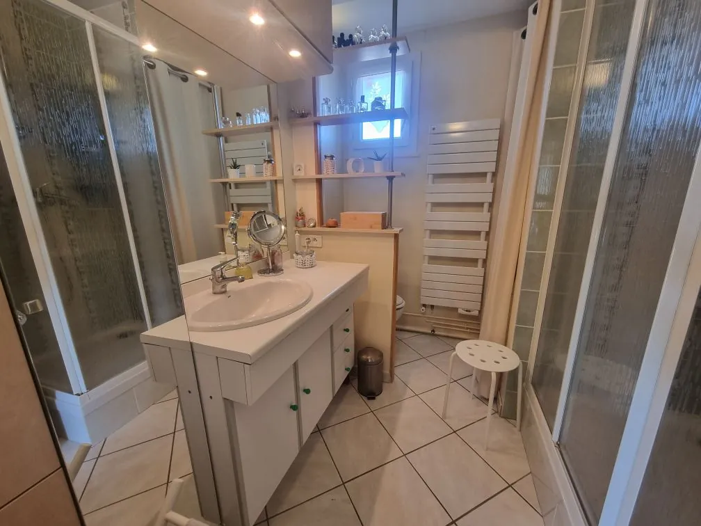 Appartement de 74,74 m² avec balcon, cave et garage au Mans, idéal famille ou investisseur 