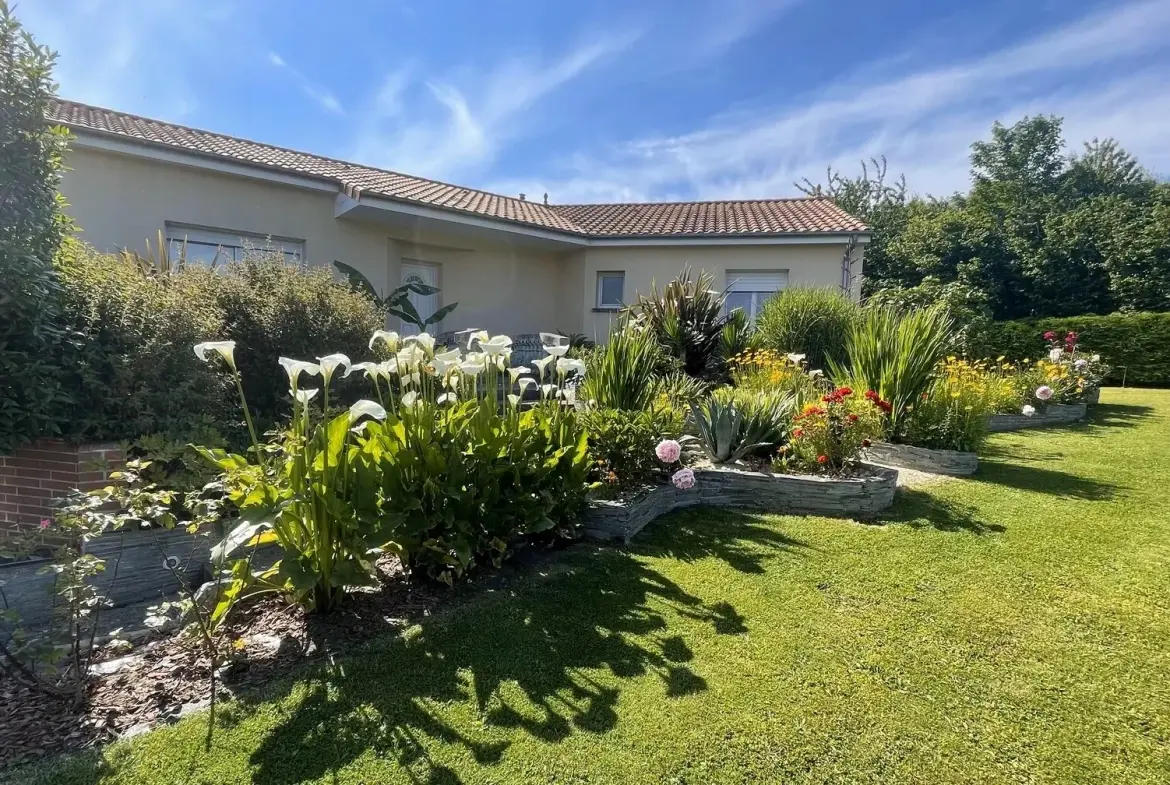 Maison de plain-pied à vendre à La Tourlandry - Proche Chemillé et Cholet 
