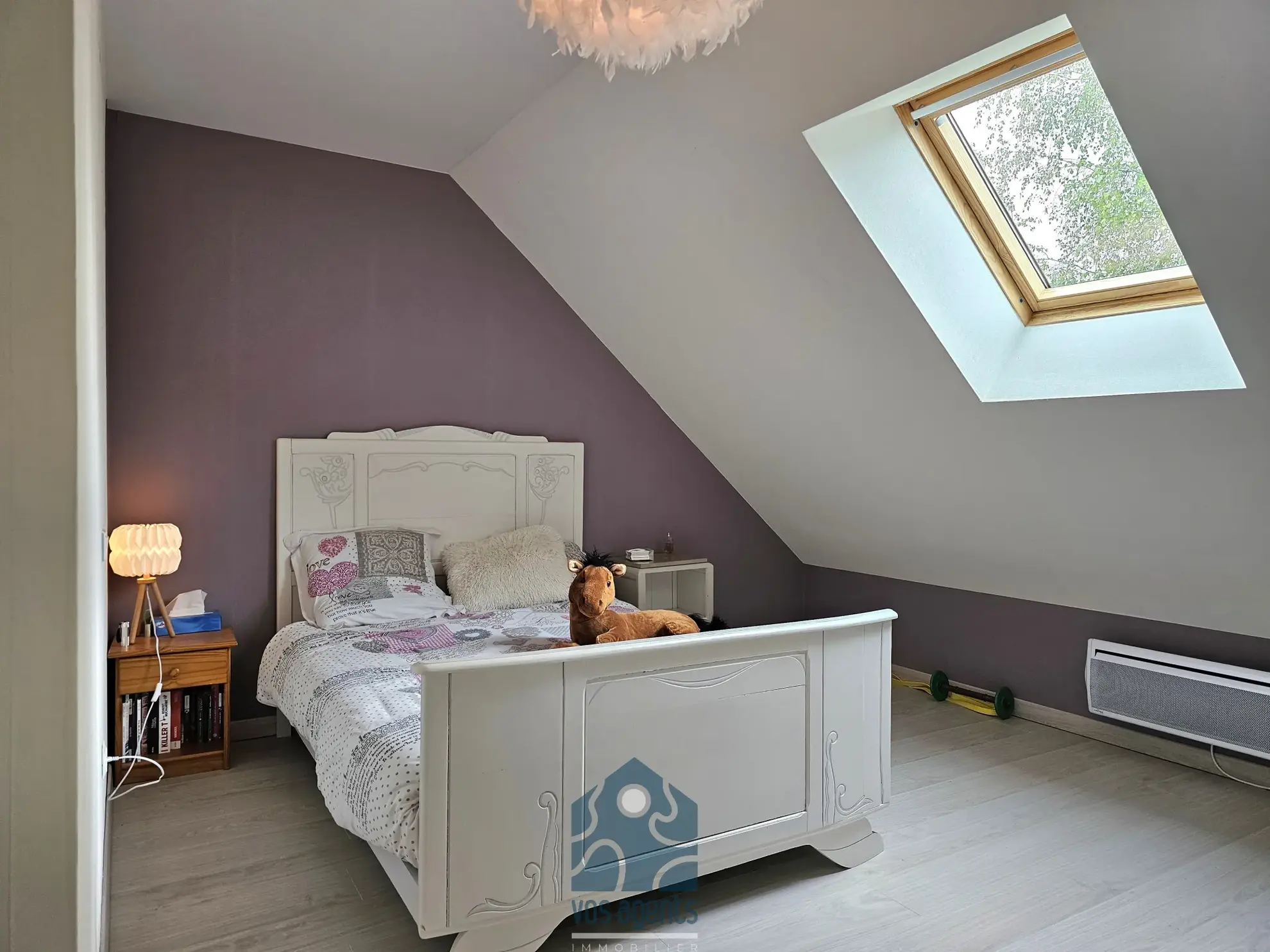 Maison individuelle 8 pièces avec terrasse, jardin et annexes à Molles 