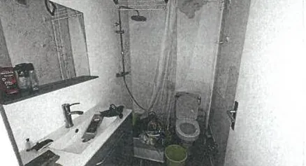 Studio de 15 m² à vendre à Antibes avec terrasse et parking, enchères immobilières 