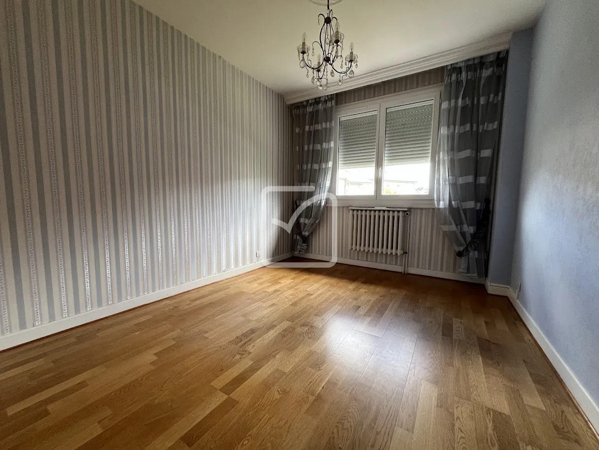Maison familiale de 130 m² avec jardin à Malemort La Grande Borie 