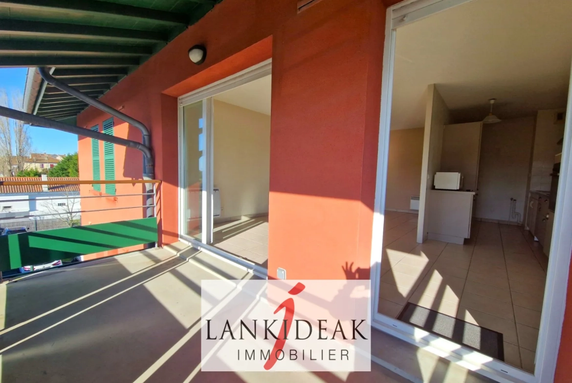 Vente Appartement T3 de 67 m2 avec terrasse et parking à Boucau 