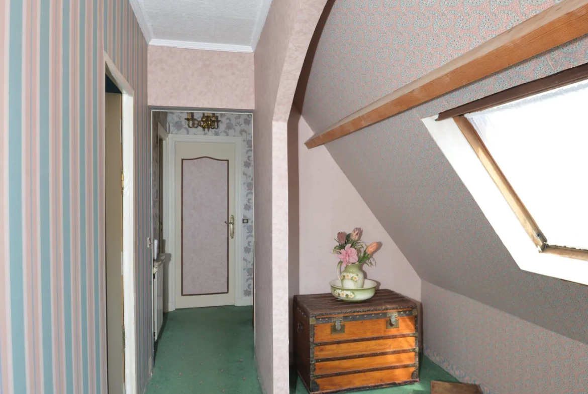 Pavillon lumineux avec 3 chambres à Lillebonne – proche commodités 