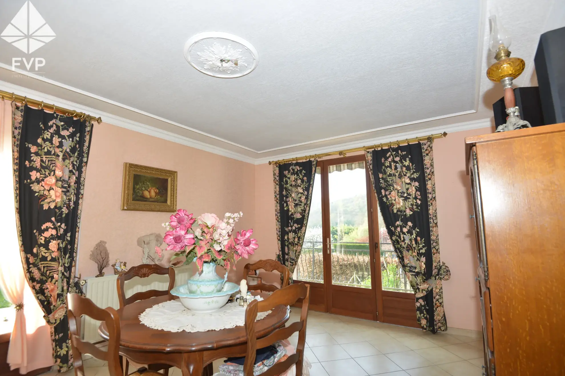 Pavillon lumineux avec 3 chambres à Lillebonne – proche commodités 