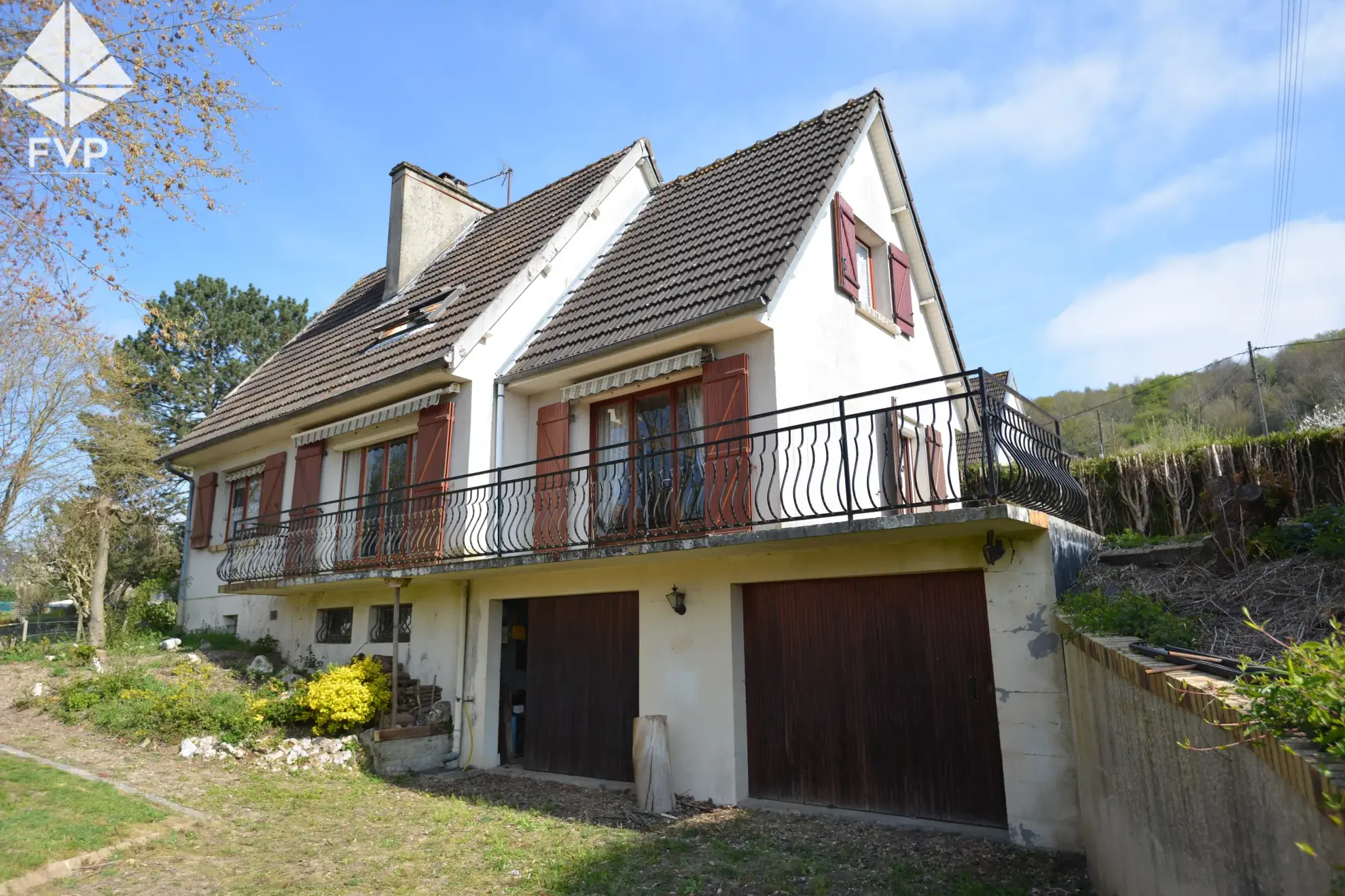 Pavillon lumineux avec 3 chambres à Lillebonne – proche commodités 