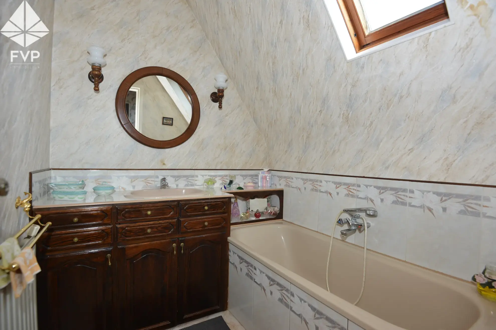 Pavillon lumineux avec 3 chambres à Lillebonne – proche commodités 