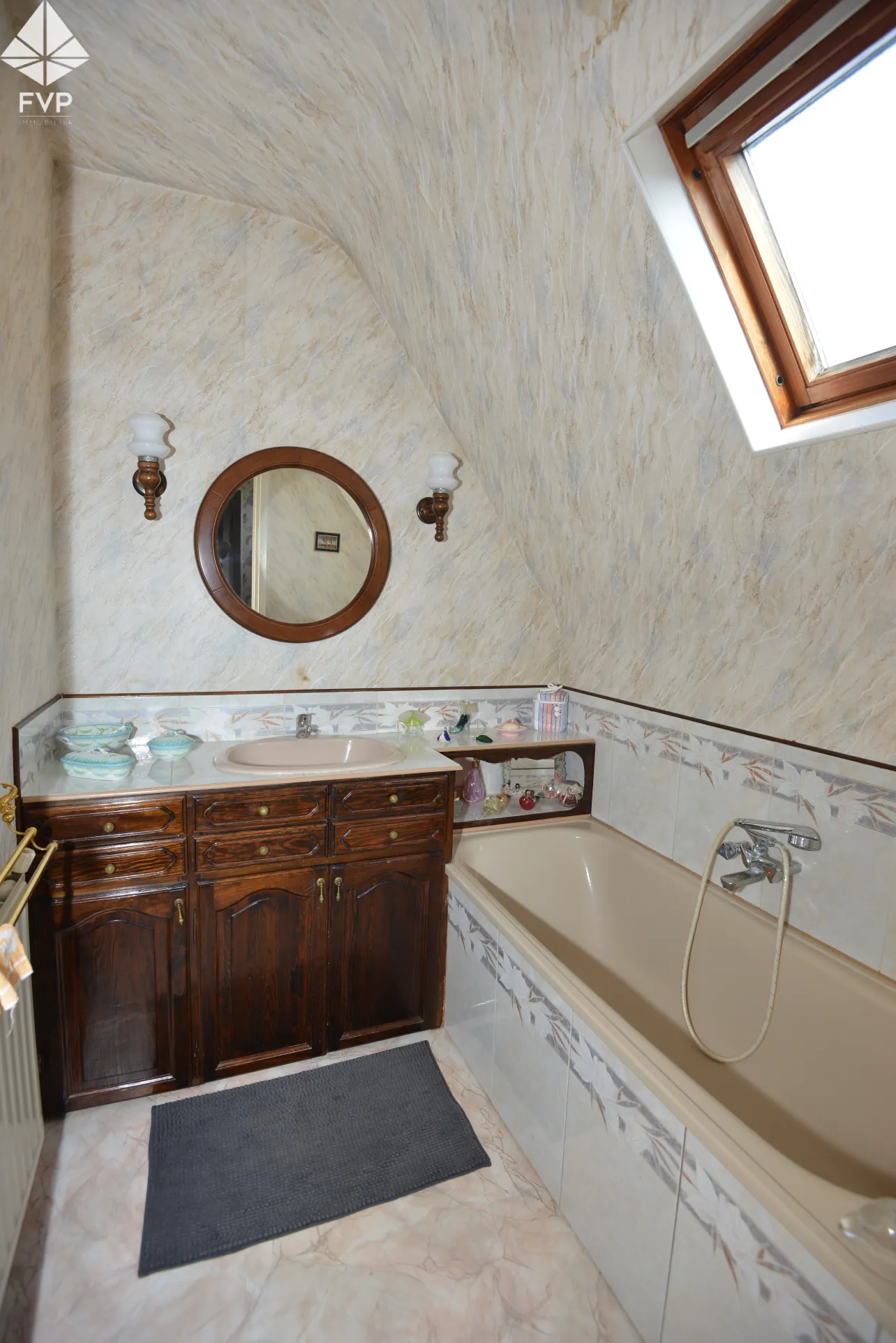 Pavillon lumineux avec 3 chambres à Lillebonne – proche commodités 