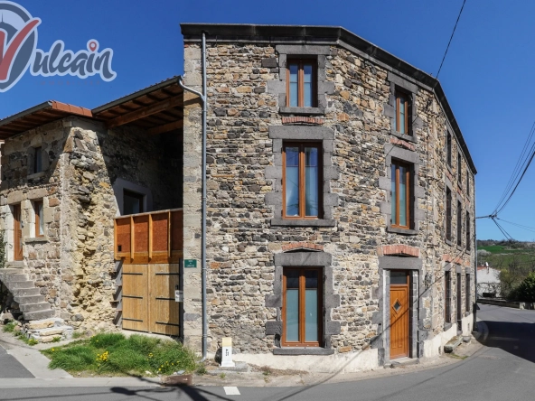 Grande maison de bourg lumineuse à Ludesse, 170 m² avec terrasse et garage