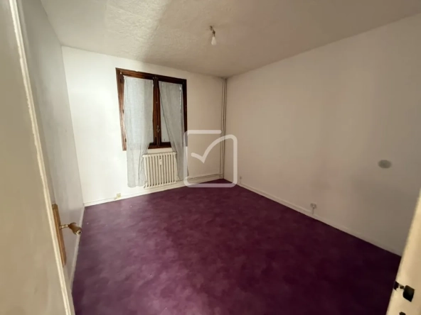 Appartement de 90 m² à Poitiers, proche gare et centre-ville avec 3 chambres à vendre 