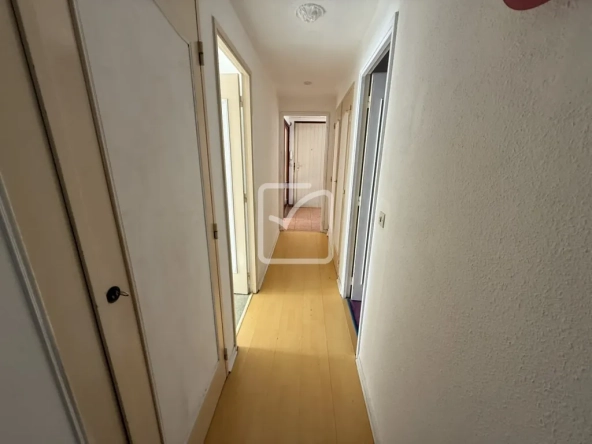 Appartement de 90 m² à Poitiers, proche gare et centre-ville avec 3 chambres à vendre 