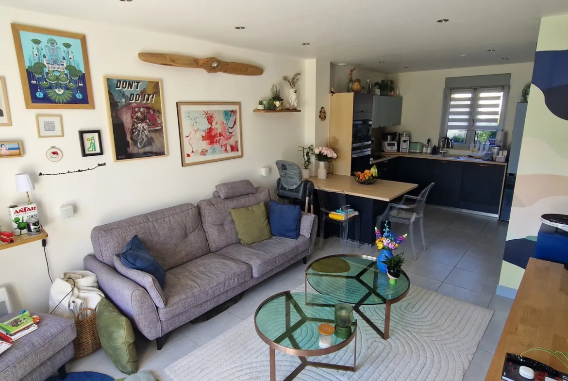 Maison moderne avec jardin à Marolles-en-Hurepoix – 2 chambres, parking privé 