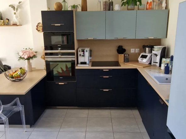 Maison moderne avec jardin à Marolles-en-Hurepoix – 2 chambres, parking privé 