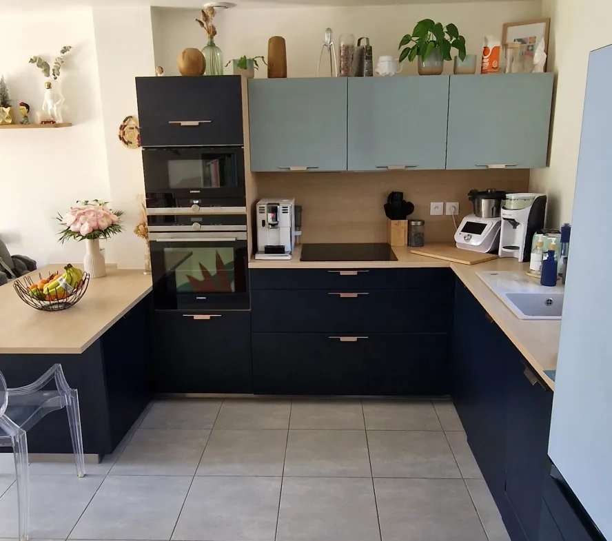 Maison moderne avec jardin à Marolles-en-Hurepoix – 2 chambres, parking privé 