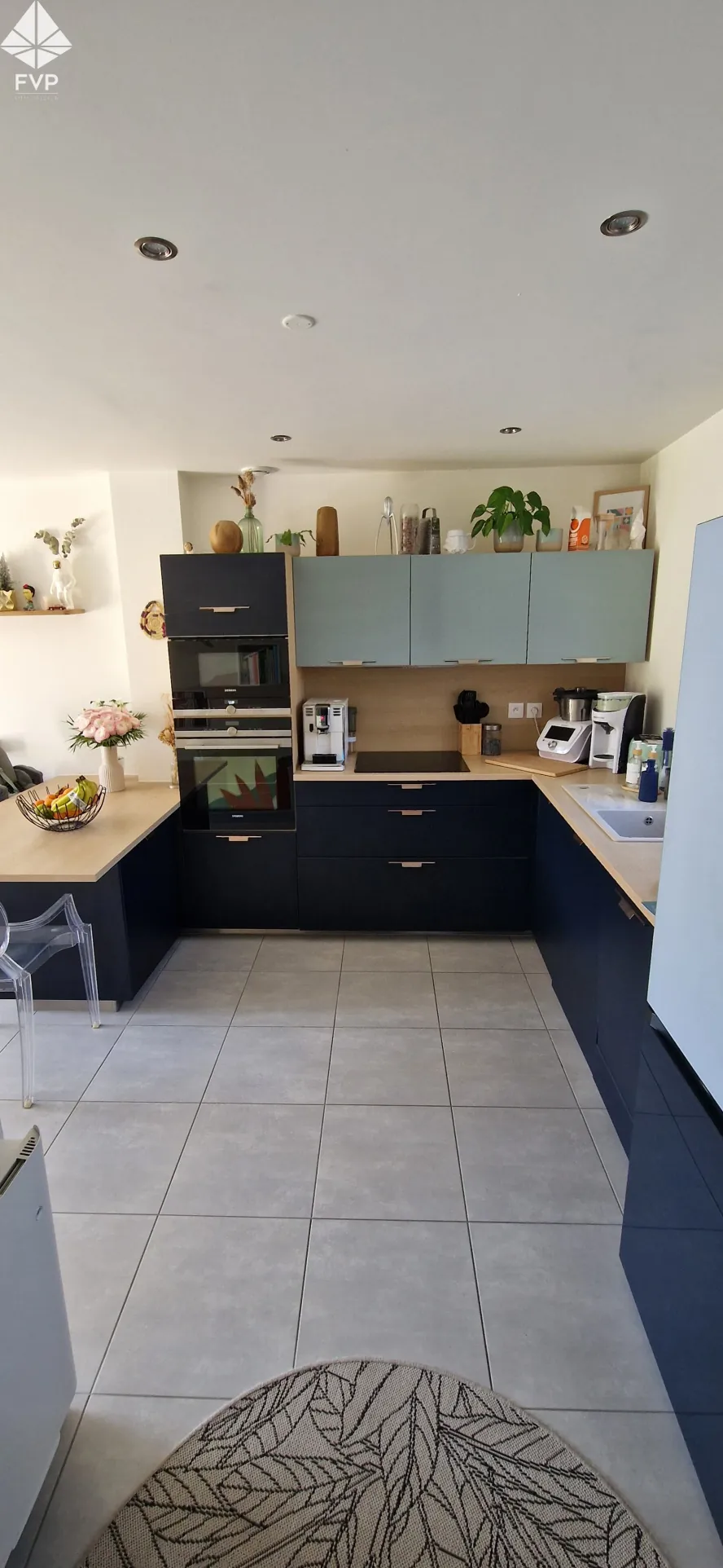 Maison moderne avec jardin à Marolles-en-Hurepoix – 2 chambres, parking privé 